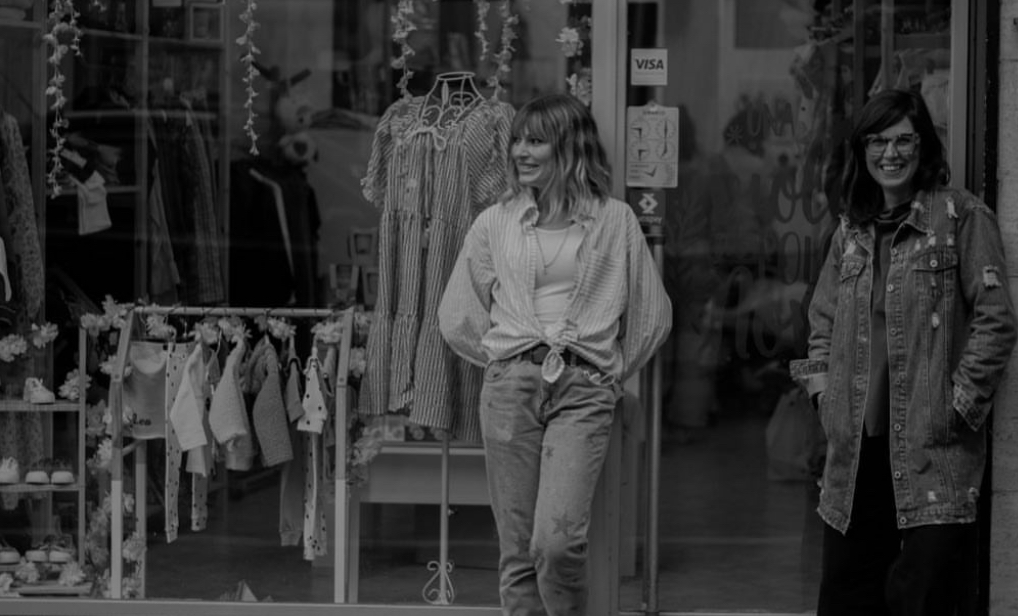 Restaurant inside showcase 2